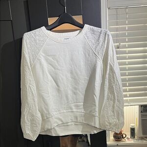 GAP White Lace Sleeve Sweatshirt